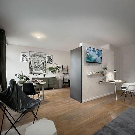 Grand Studio Confortable Situe En Centre Ville Gérardmer Exterior foto